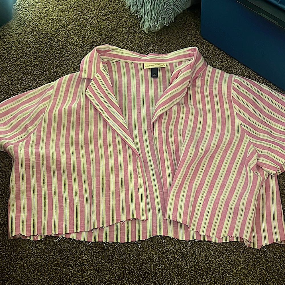 cropped button up t-shirt